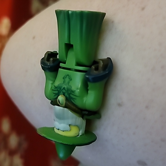 Roblox Emerald Dragon Master Action Figure Toy Jazwares - Picture 5 of 5